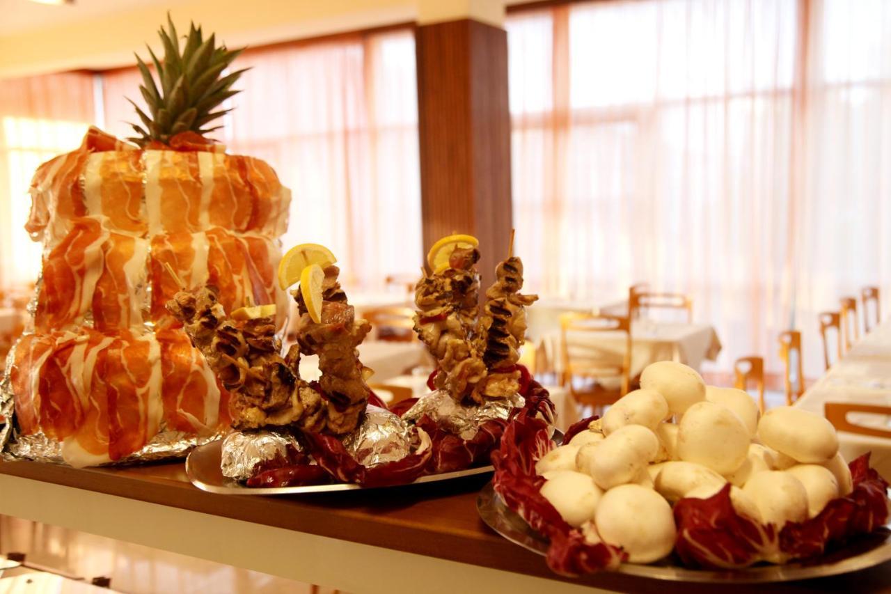 Hotel Alfa Anche In All Inclusive Rimini Esterno foto