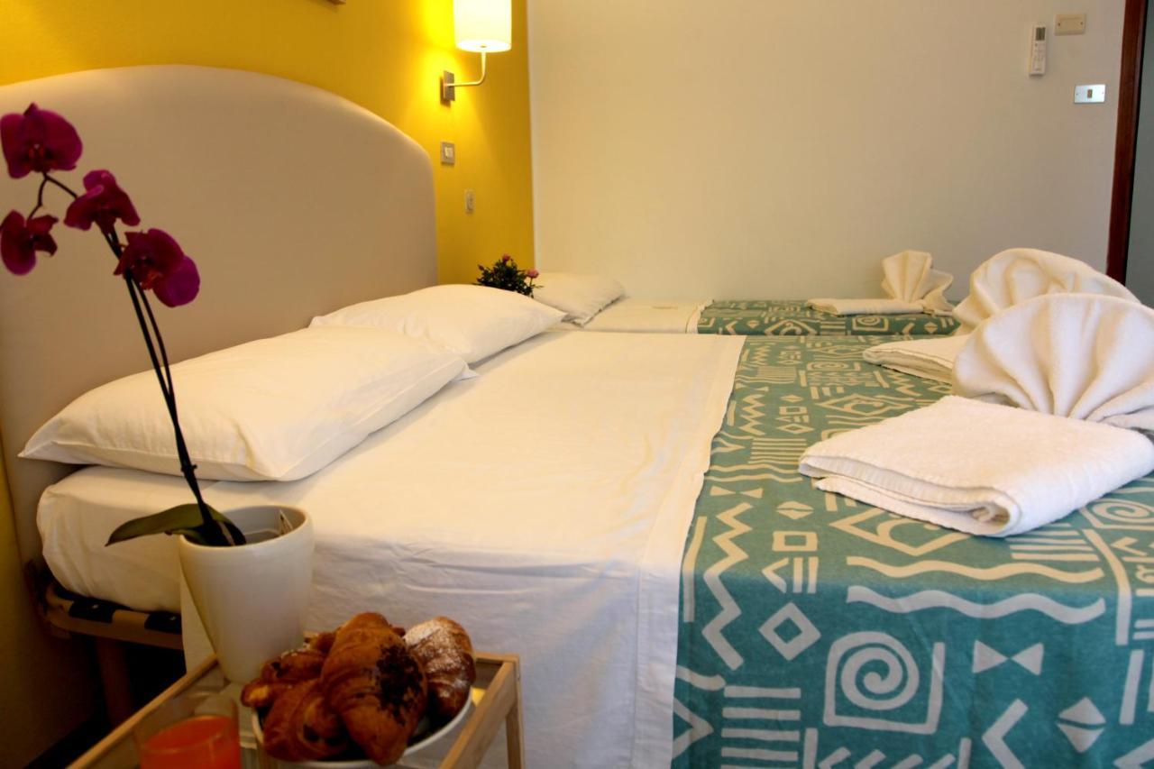 Hotel Alfa Anche In All Inclusive Rimini Esterno foto